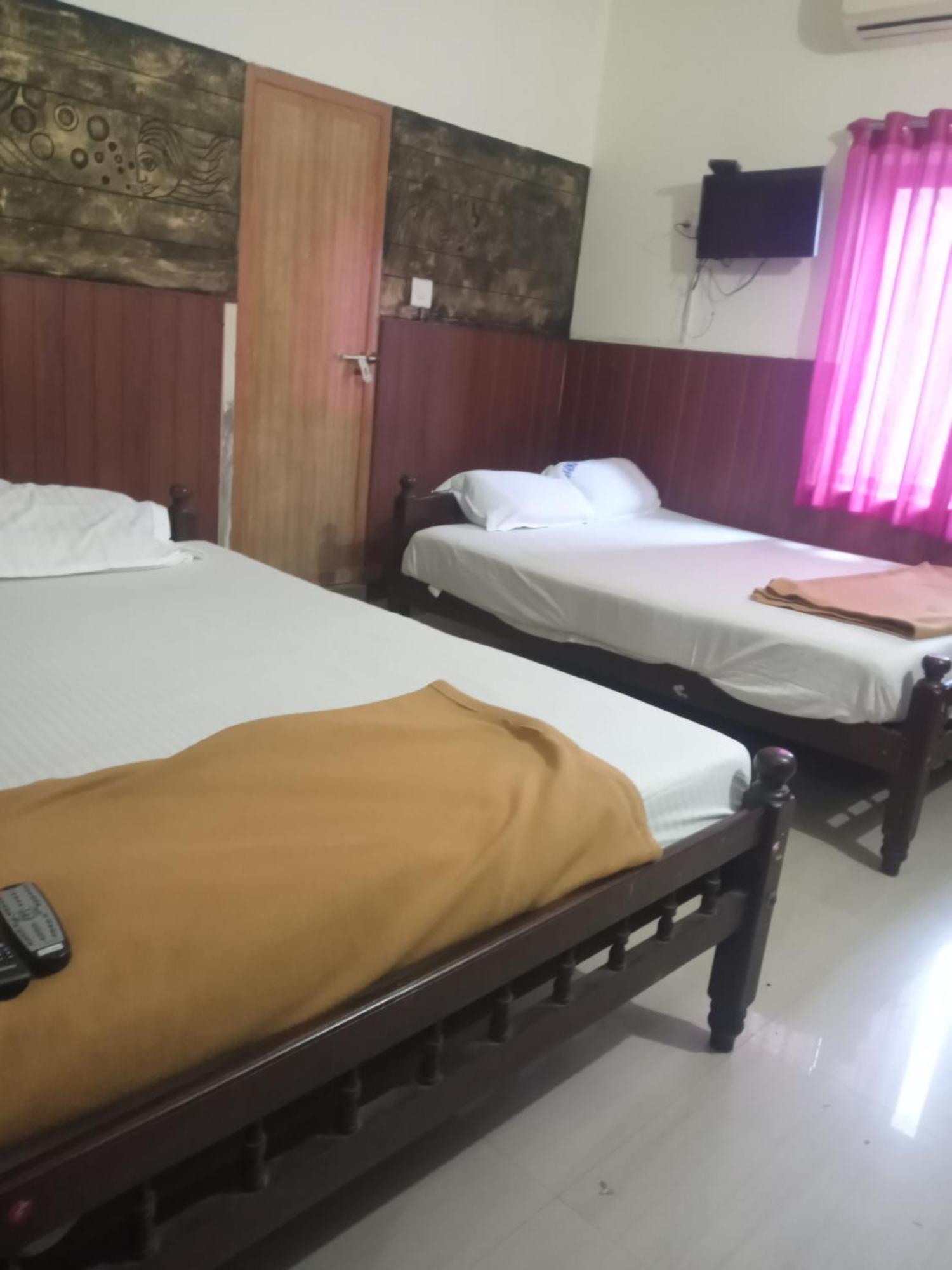 Avanti Inn Guruvāyūr Exterior foto