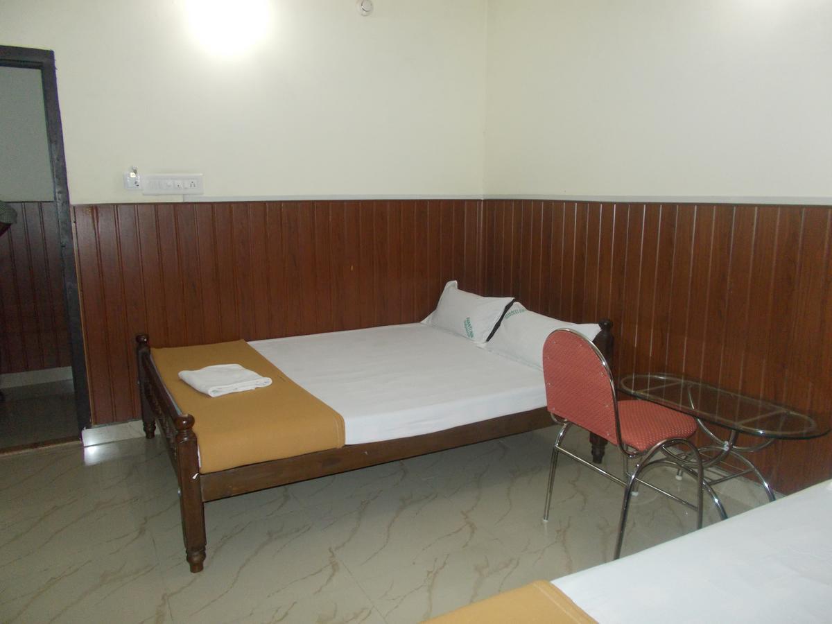 Avanti Inn Guruvāyūr Exterior foto
