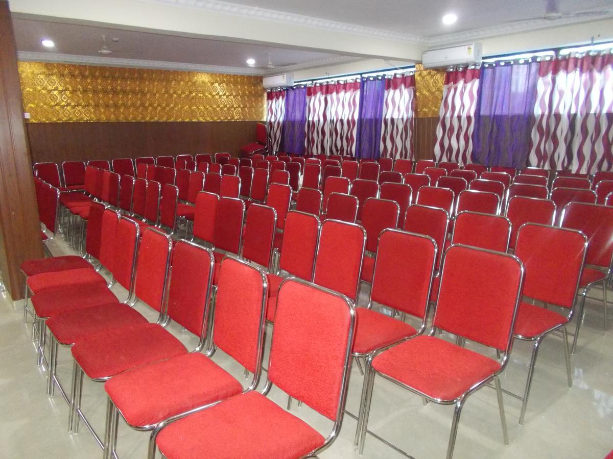 Avanti Inn Guruvāyūr Exterior foto